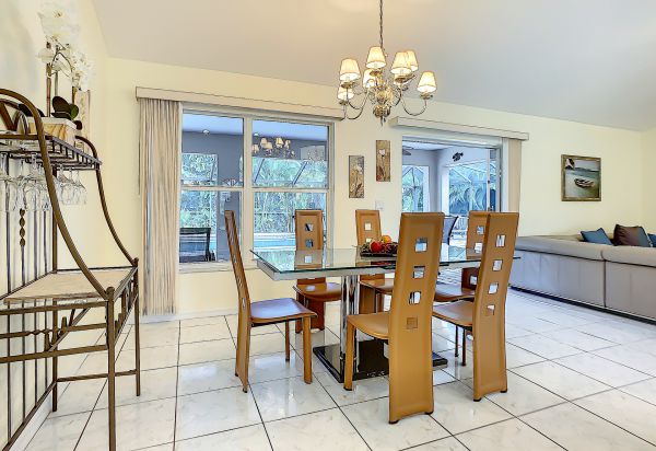 MEDITERRANEA - Cape Harbour Area - Walk to shopping 29