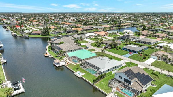 NARDEMKA - Oversized pool - Gulf access 33