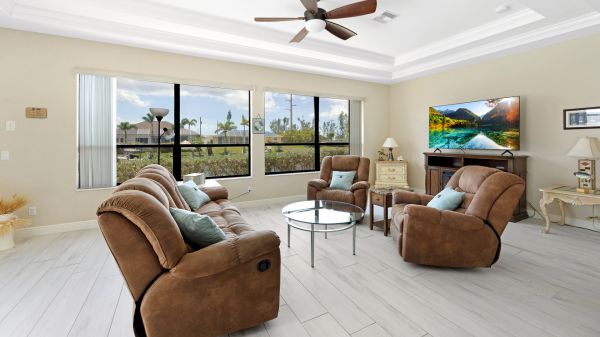 PLEMONTIS - Southern Exposure - Waterview 10