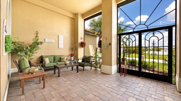 PLEMONTIS - Southern Exposure - Waterview 25