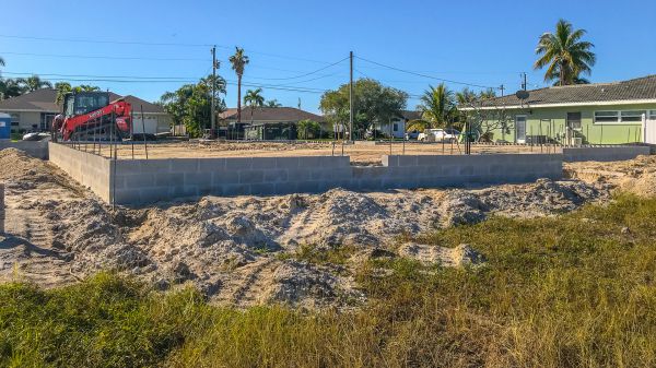 RHOVIANCE - New Construction - 4/4/3 - Large Pool 11