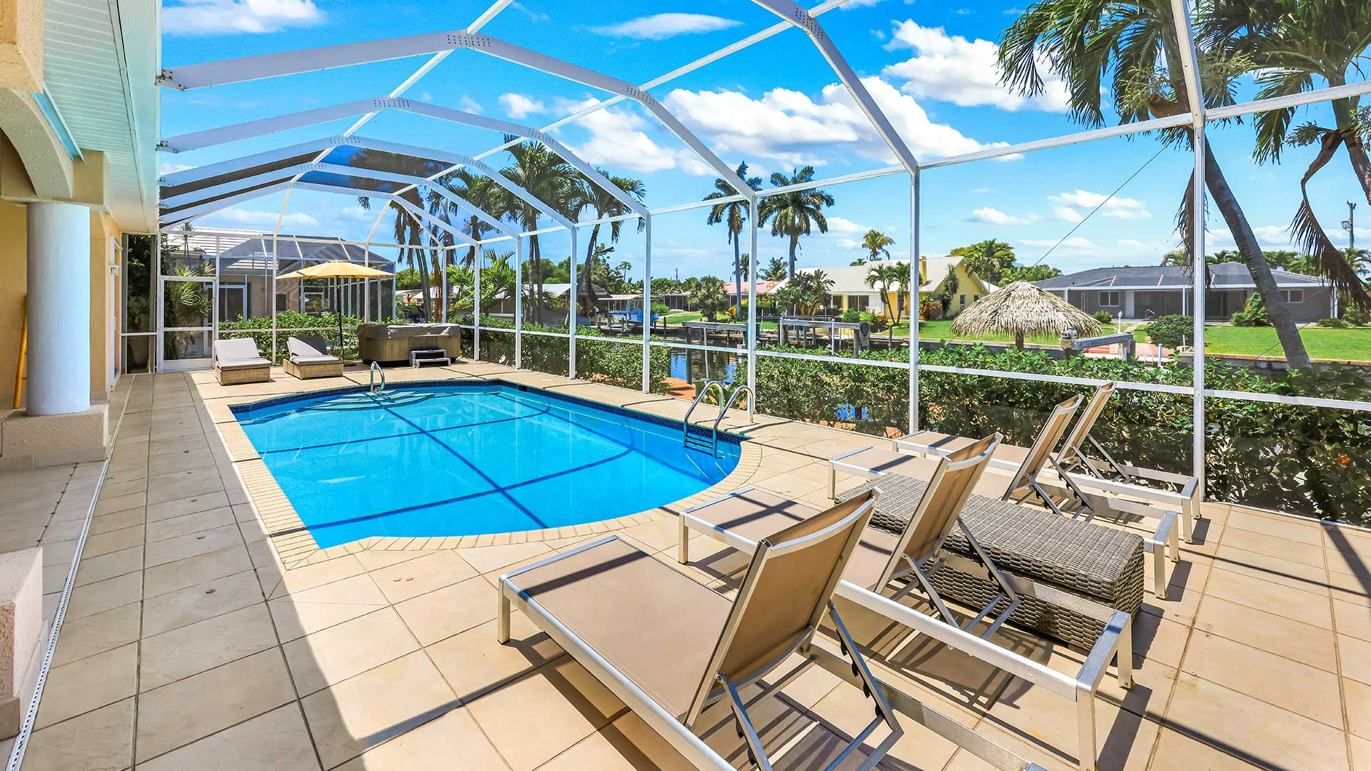 SABAL - Upscale Home in great Neighborhood 5