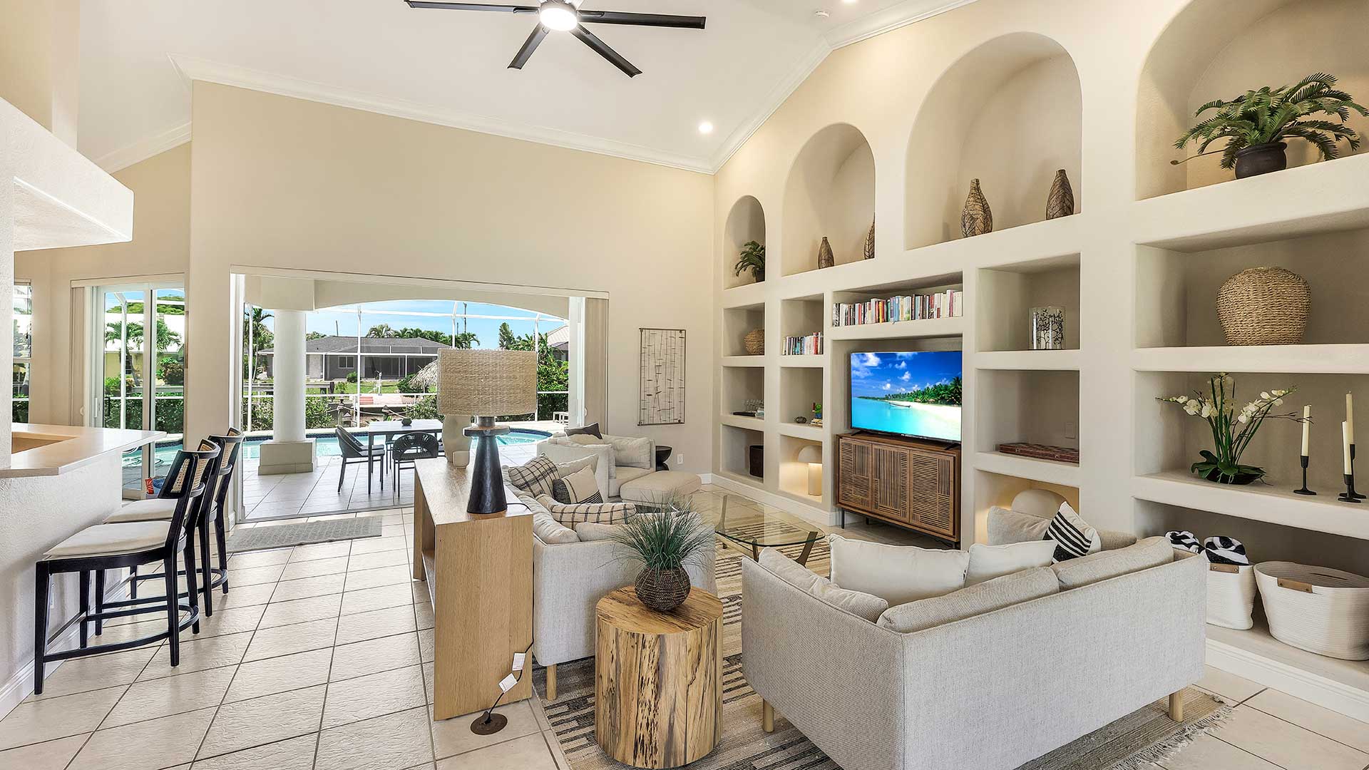 SABAL - Upscale Home in great Neighborhood 18