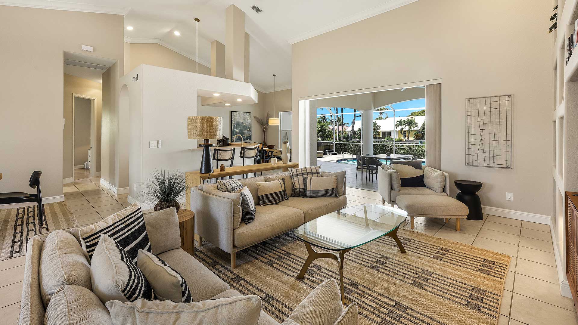 SABAL - Upscale Home in great Neighborhood 20