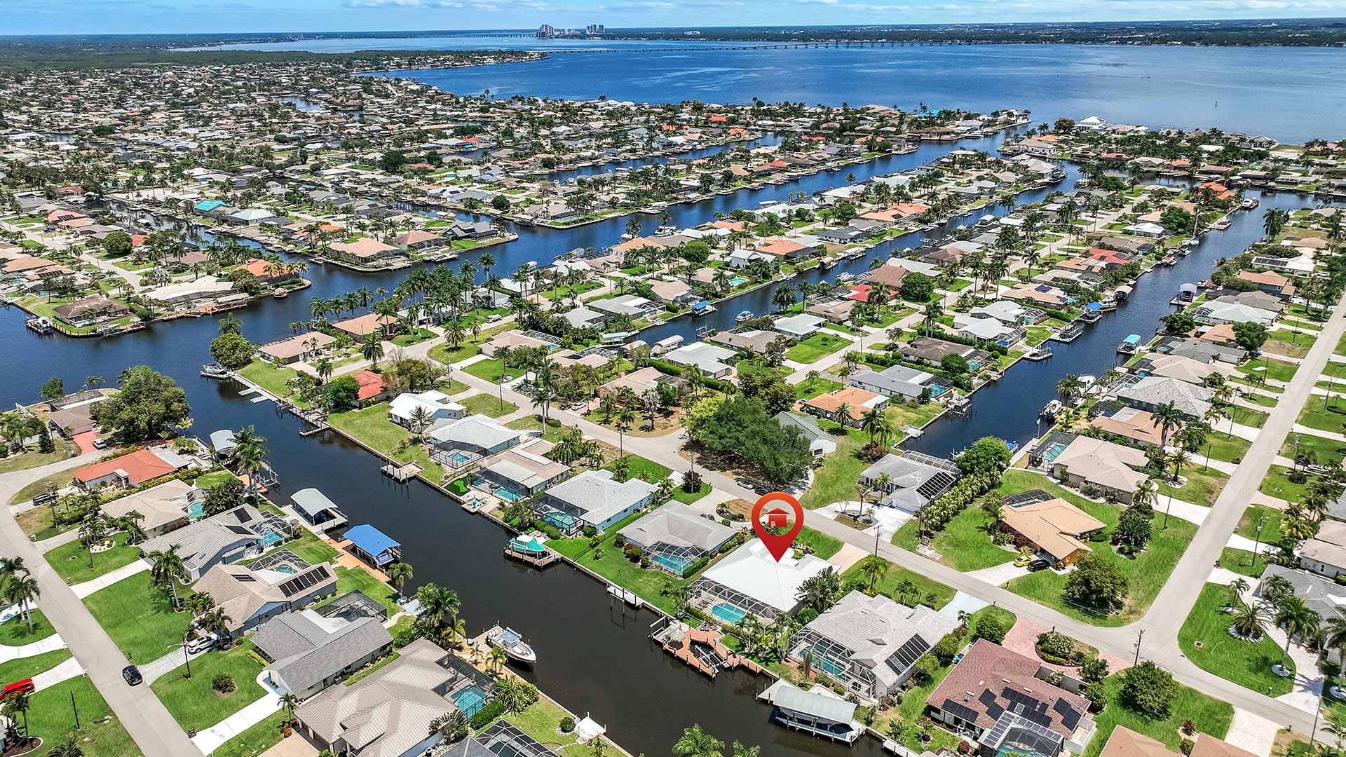 SABAL - Upscale Home in great Neighborhood 42