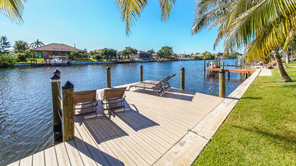 SOLD | South-Facing Home with Gulf-Access 8