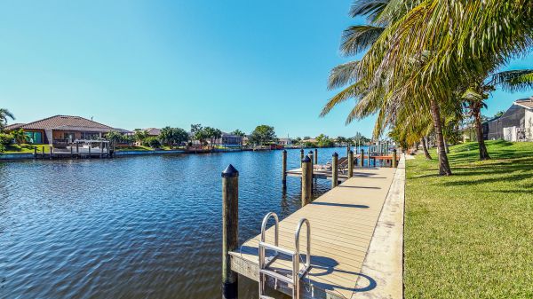 SOLD | South-Facing Home with Gulf-Access 23