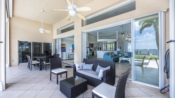 SOLD 2023: Riverfront lot in Yacht Club area - South facing 6