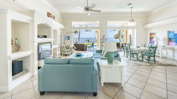 SOLD 2023: Riverfront lot in Yacht Club area - South facing 17