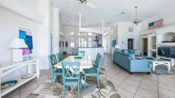 SOLD 2023: Riverfront lot in Yacht Club area - South facing 21