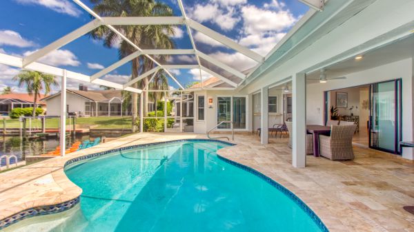 SOLD 2021: Fast Gulf Acess - 3/3 - Renovated 3