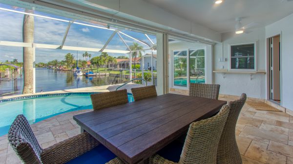 SOLD 2021: Fast Gulf Acess - 3/3 - Renovated 5