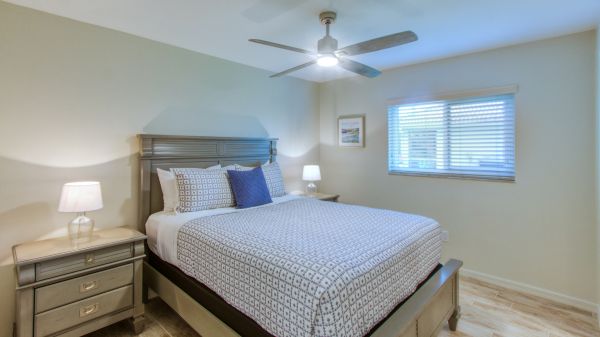 SOLD 2021: Fast Gulf Acess - 3/3 - Renovated 18