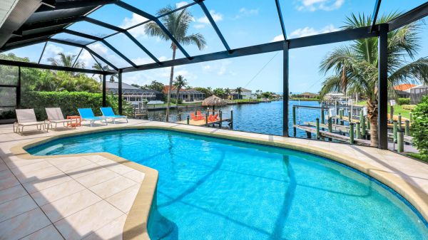 VISTA - Wide Waterview - Modern Home 6