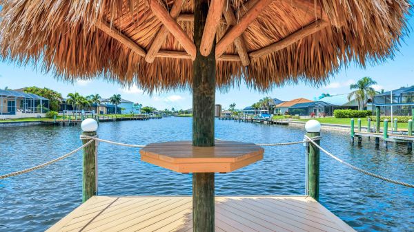 VISTA - Wide Waterview - Modern Home 14