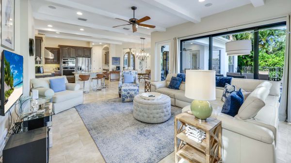 ZANTTOLLA - Luxury Mansion for 12 people 18