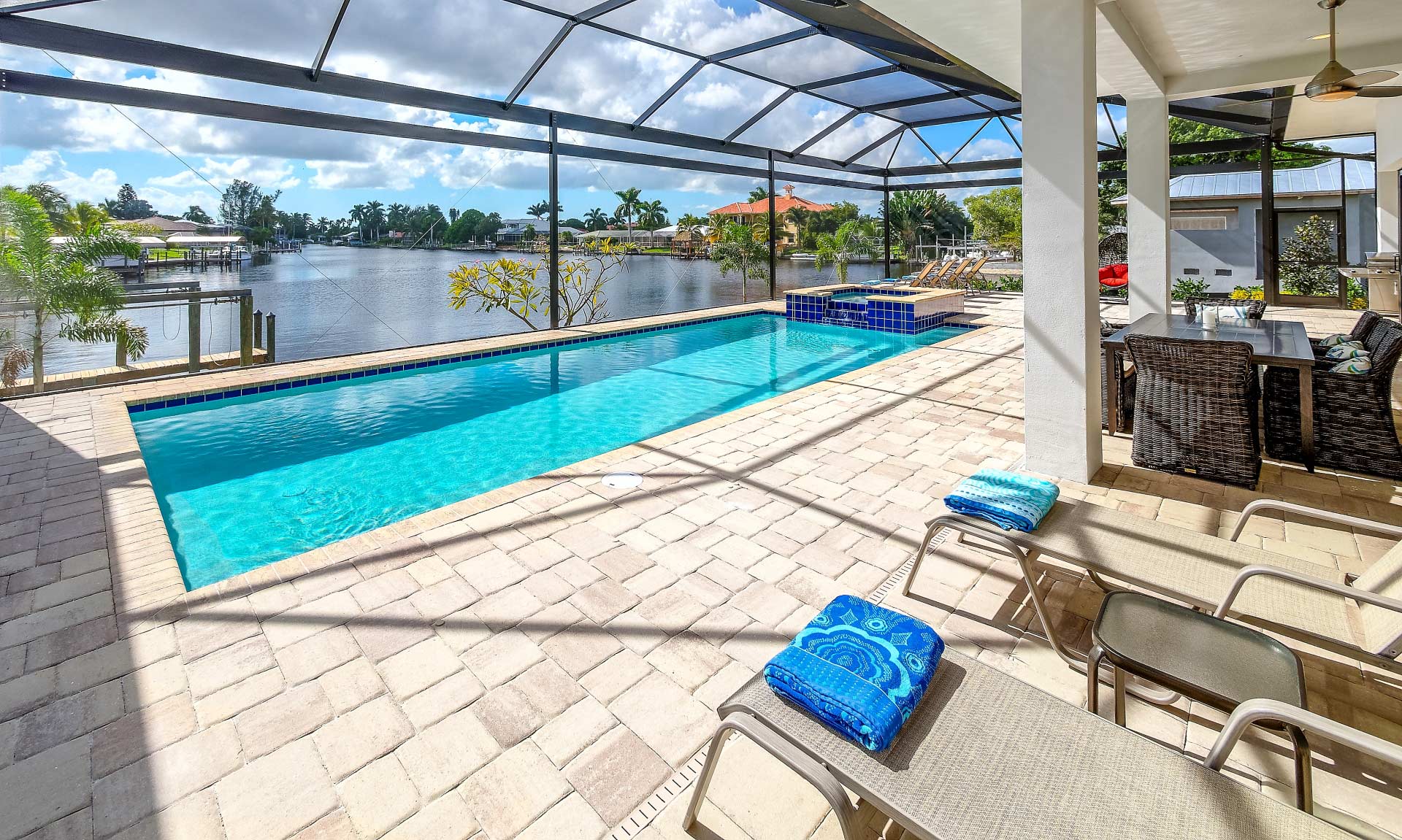ZELADACE Yacht Club Area 2