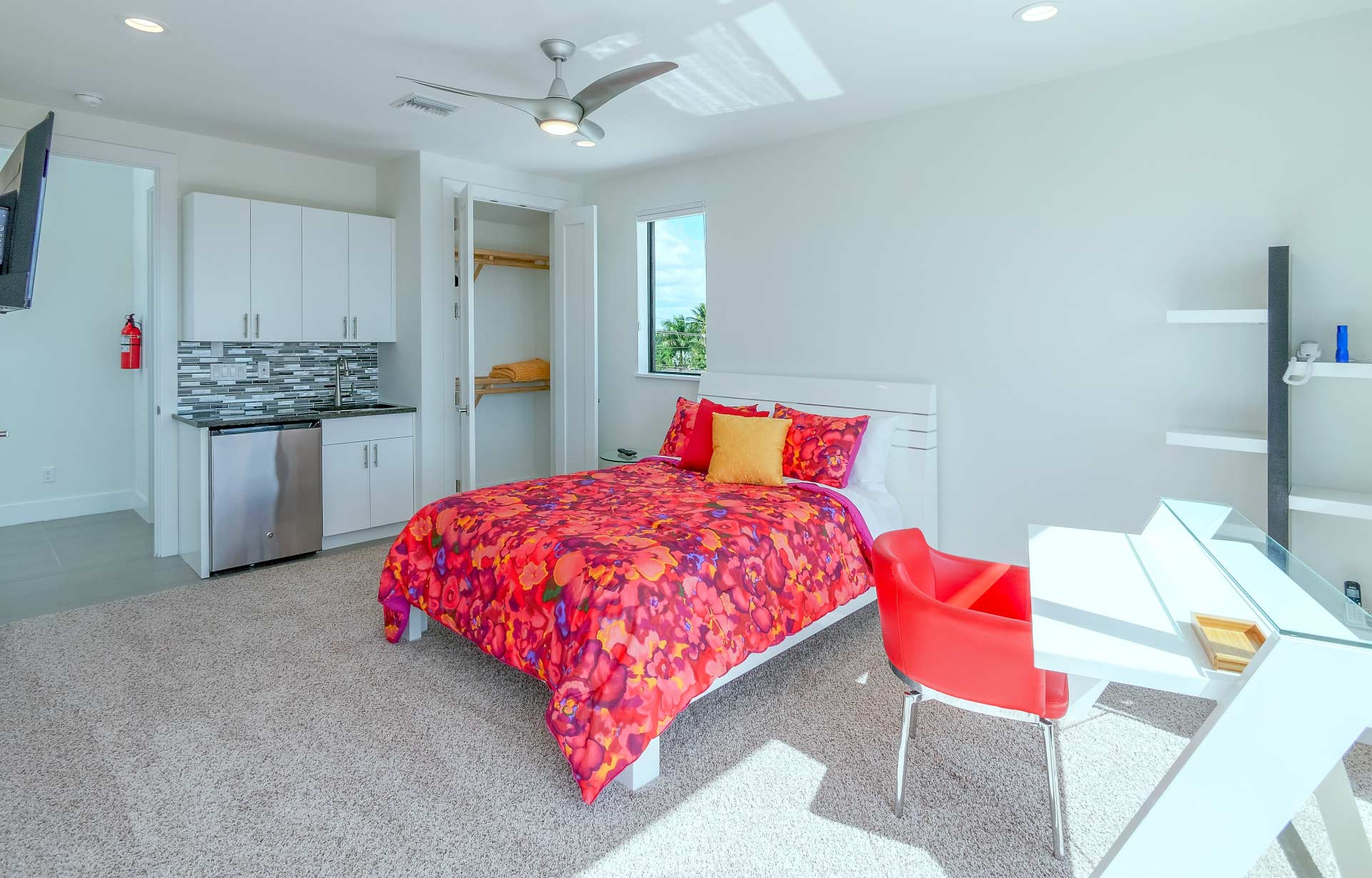 ZELADACE Yacht Club Area 29