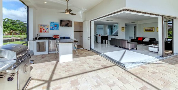 ZELADACE Yacht Club Area 6