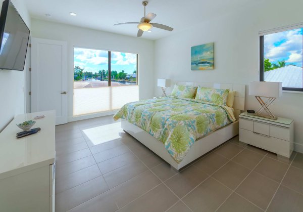 ZELADACE Yacht Club Area 24