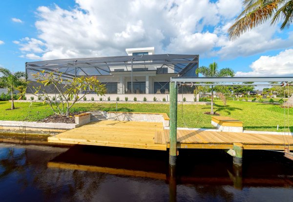 ZELADACE Yacht Club Area 33
